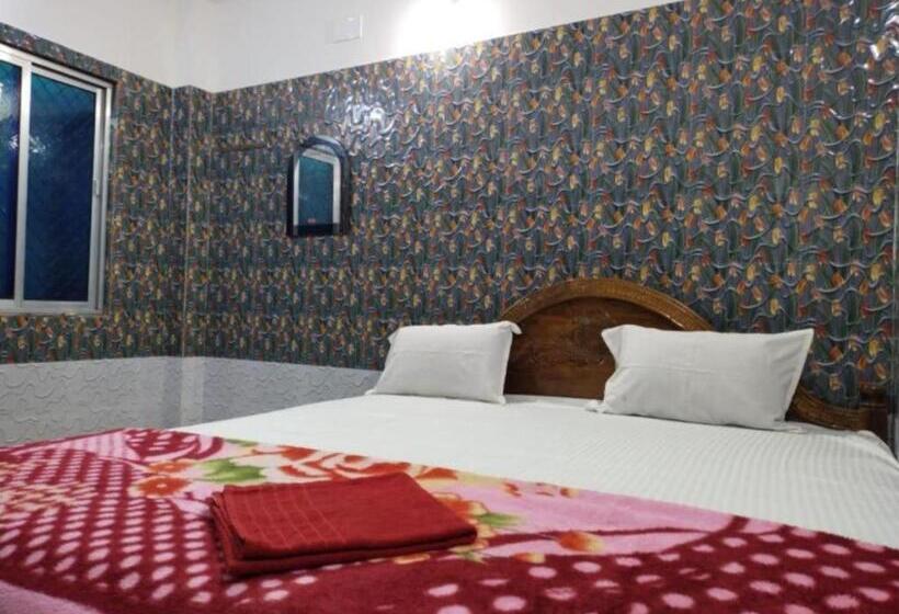 هتل Goroomgo Ray Home Stay Puri