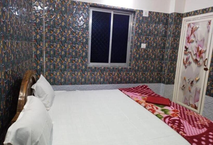 هتل Goroomgo Ray Home Stay Puri