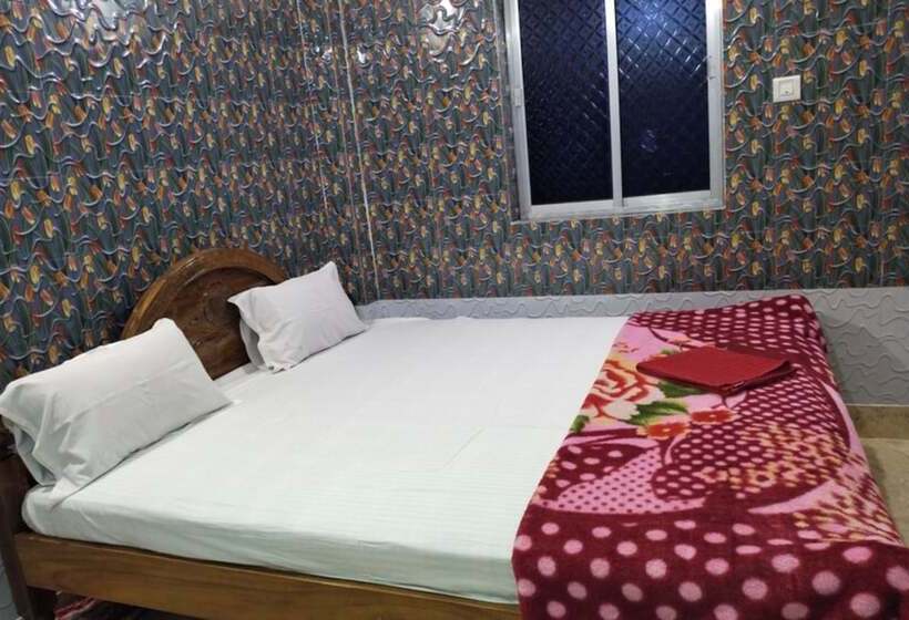 هتل Goroomgo Ray Home Stay Puri