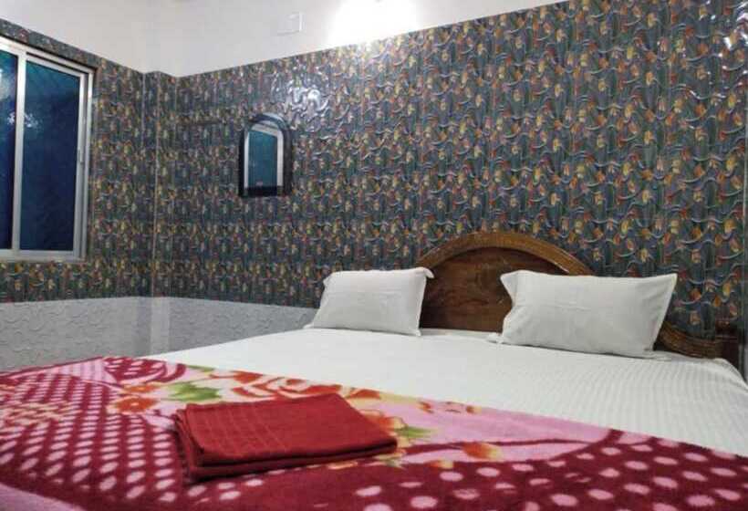 هتل Goroomgo Ray Home Stay Puri