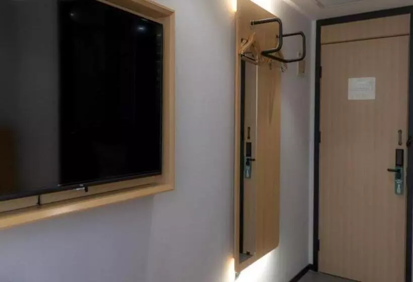 Hotelli Greentree Inn Express Datong Highspeed Railway Station Old City Wall