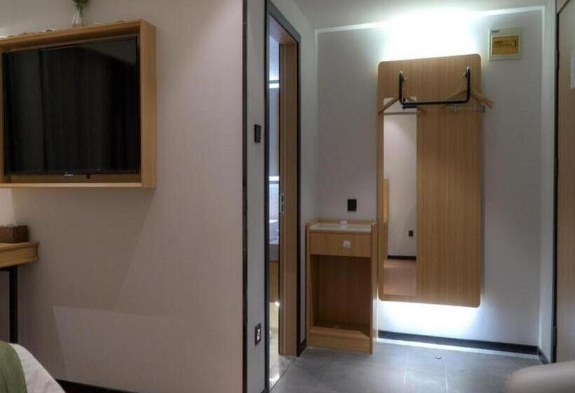 Hotel Greentree Inn Express Datong Highspeed Railway Station Old City Wall