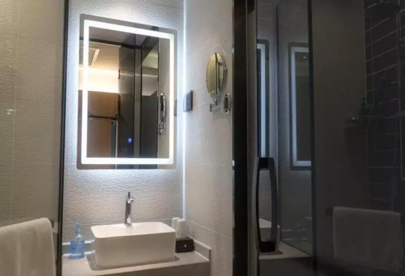 Hotelli Greentree Inn Express Datong Highspeed Railway Station Old City Wall