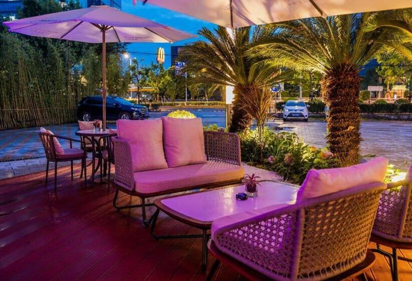 Hotell Home Inn Plus Shanghai Pudong Airport Chuansha Branch