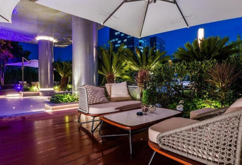 Hotell Home Inn Plus Shanghai Pudong Airport Chuansha Branch