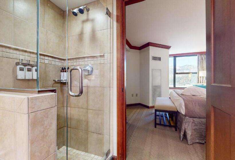 هتل Resort At Squaw Creek S 806 & 808