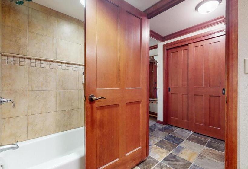 هتل Resort At Squaw Creek S 806 & 808