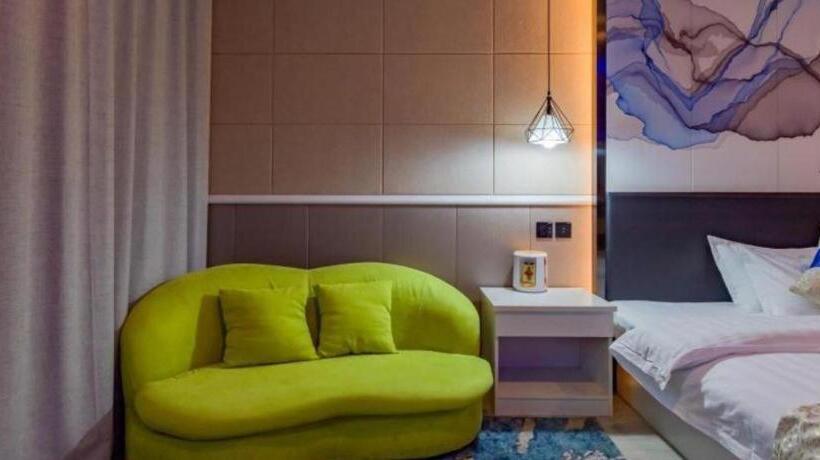 Shell Hotel Changshu Zhitang Food Mall