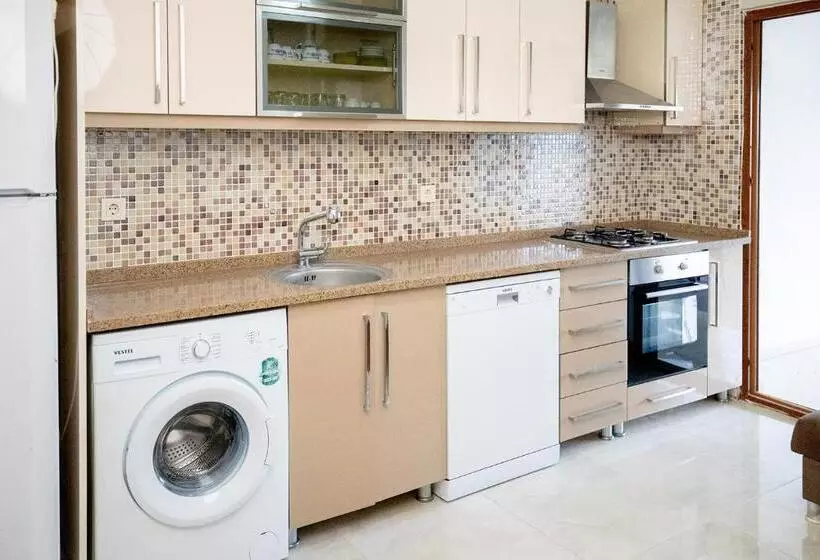 Hotelli çuhadar Ahşap Evleri̇