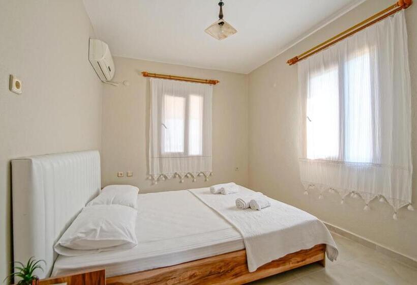 Hotel çuhadar Ahşap Evleri̇