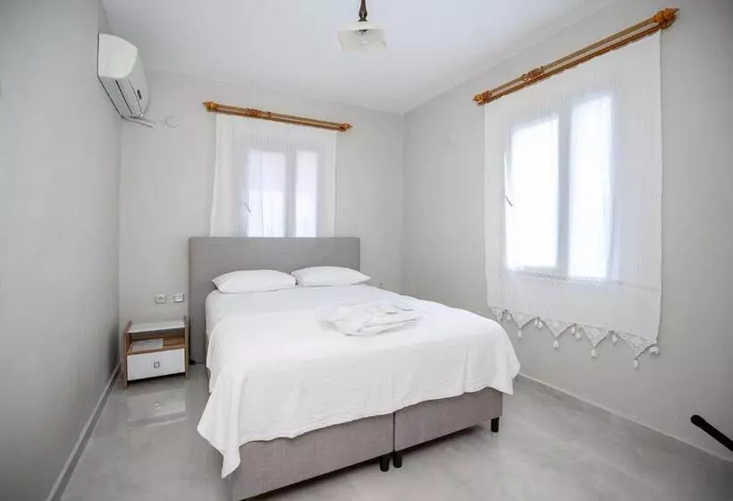Hotelli çuhadar Ahşap Evleri̇