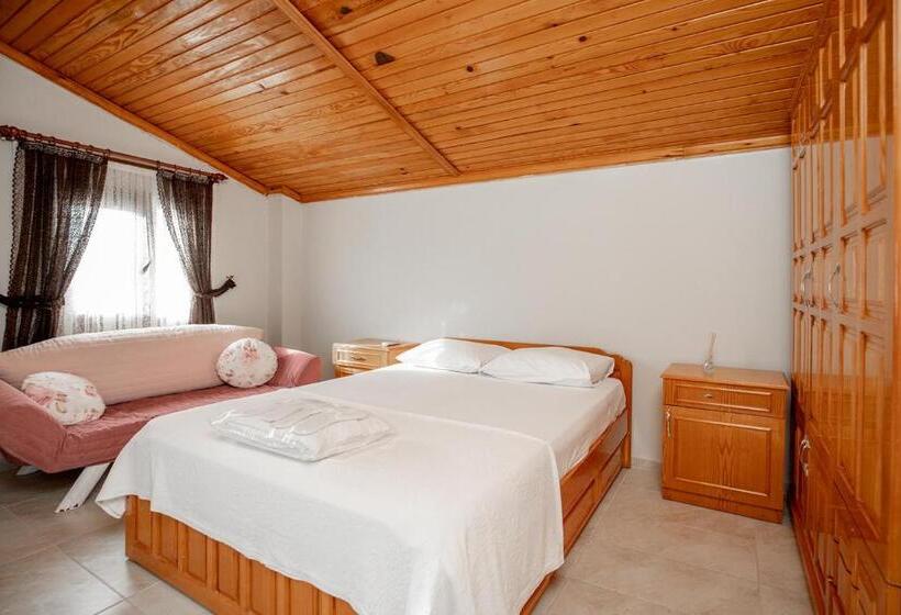 Hotel çuhadar Ahşap Evleri̇