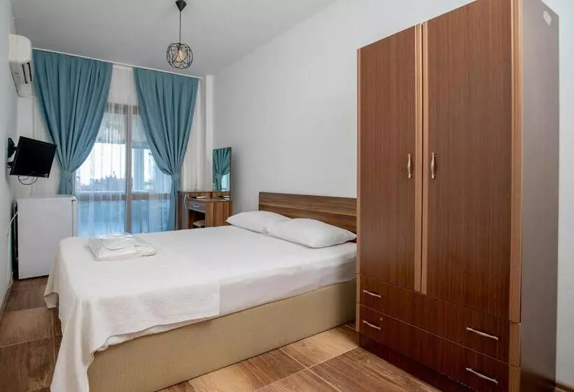 Hotelli çuhadar Ahşap Evleri̇