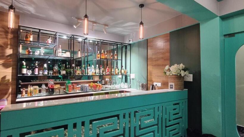 Maplewood Hotel & Spa