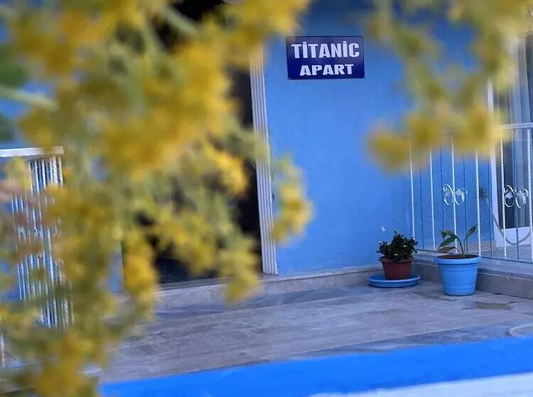 The Titanic Hause Otel