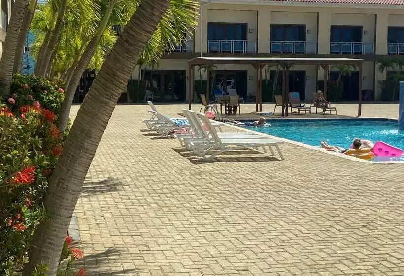 Eagle Beach Cozy Condo