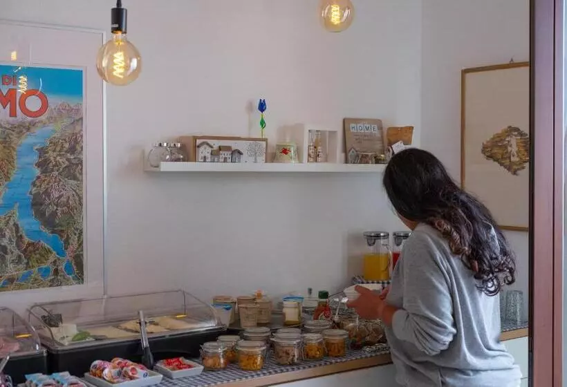 Aamiaismajoitus (B&B) Foresteria Lago Di Como