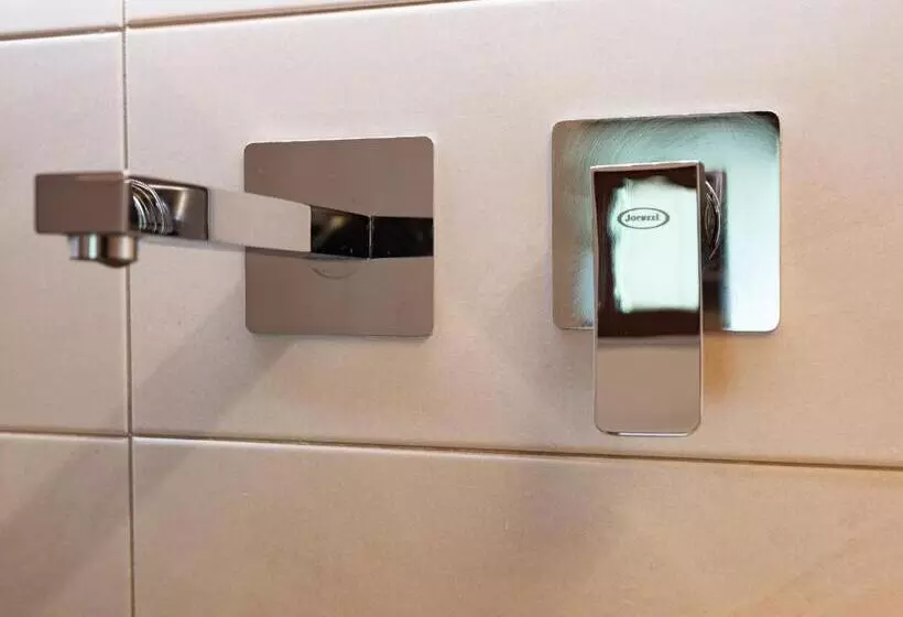 Aamiaismajoitus (B&B) Foresteria Lago Di Como