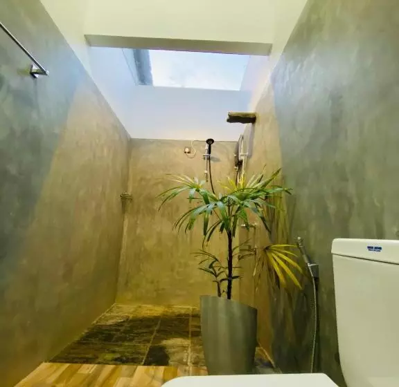 تختخواب و صبحانه Kingsman Villa