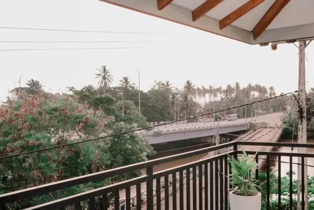 تختخواب و صبحانه Kingsman Villa