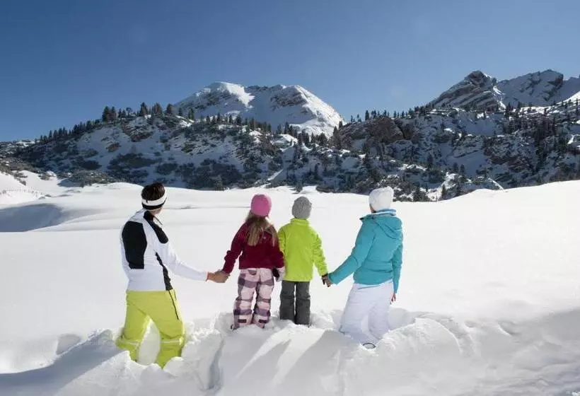 Aamiaismajoitus (B&B) Pension Aichner