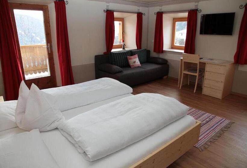 مبيت وإفطار Pension Aichner