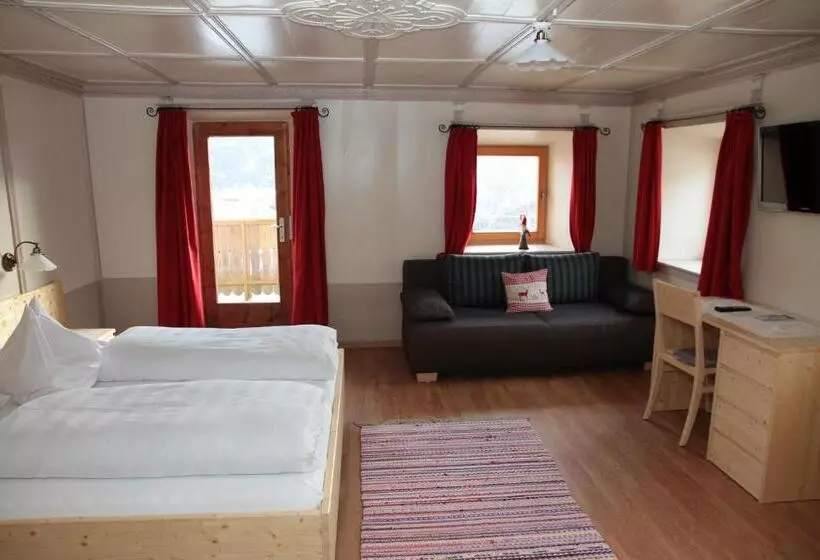 Aamiaismajoitus (B&B) Pension Aichner