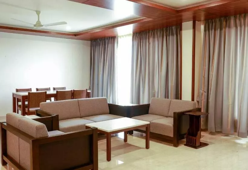 Hotelli Ananth The Grand