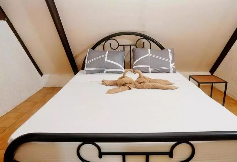 هتل Flower Garden Resort