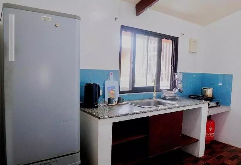 هتل Flower Garden Resort