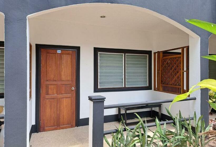 Hotel Hydronauts Diving Resort  Koh Tao