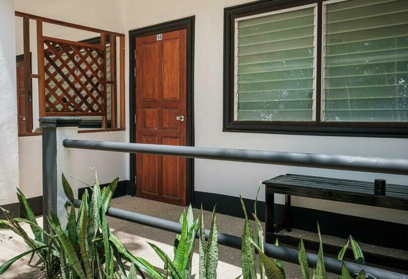 Hotel Hydronauts Diving Resort  Koh Tao