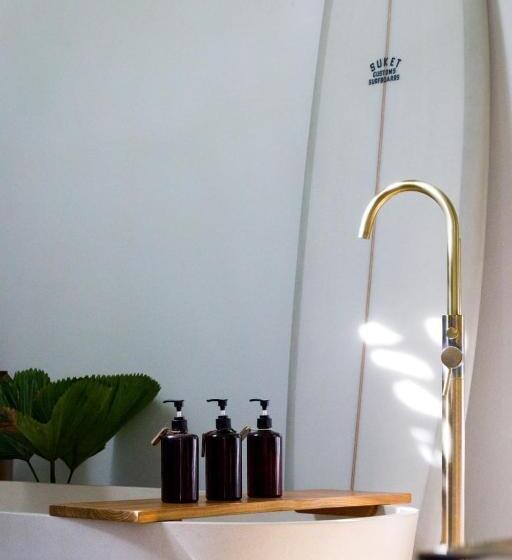 فندق Neptune Studios Adults Only