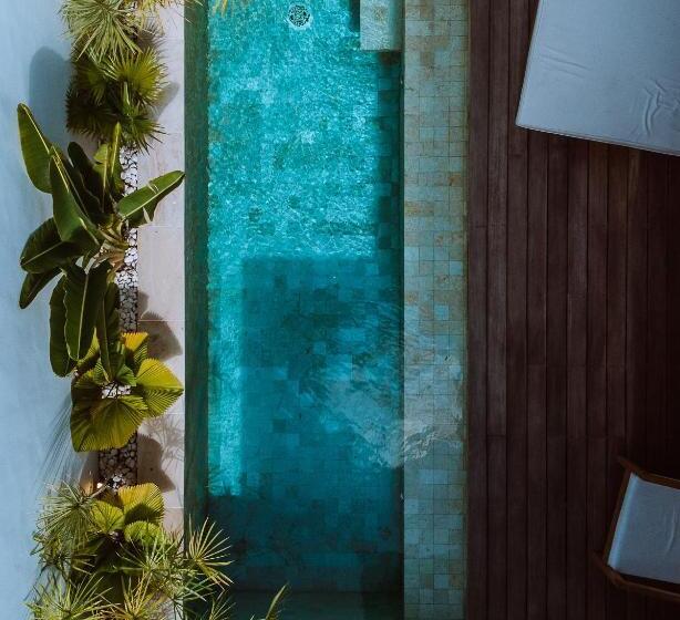 فندق Neptune Studios Adults Only