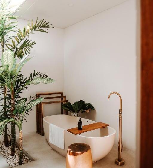 فندق Neptune Studios Adults Only