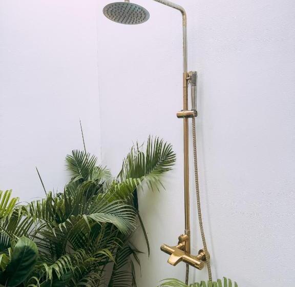 فندق Neptune Studios Adults Only