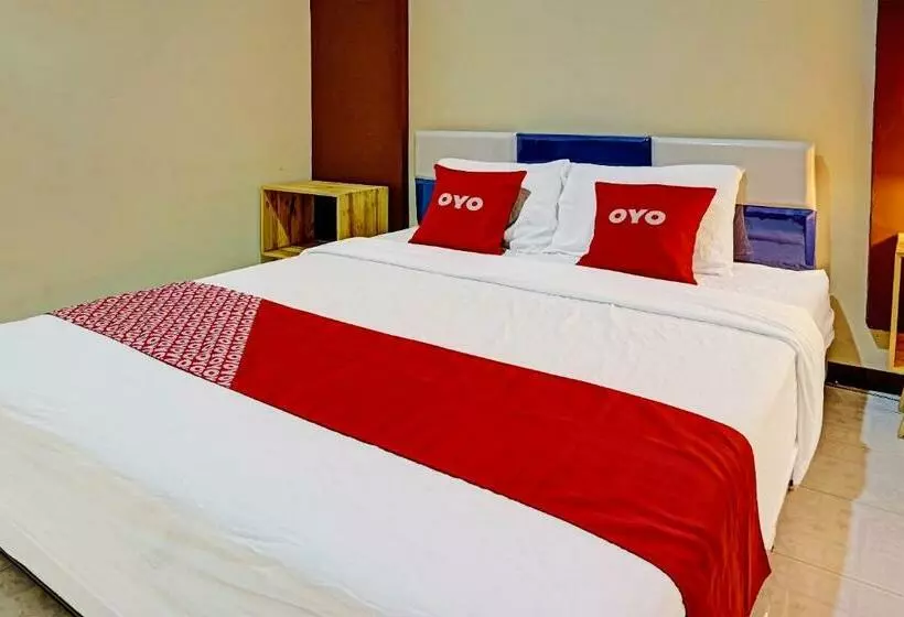 Hotelli Oyo 91452 Ngajeng Peken Home Stay