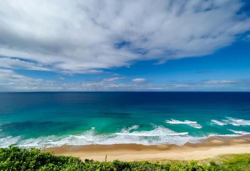 Hotel Sky Island Resort