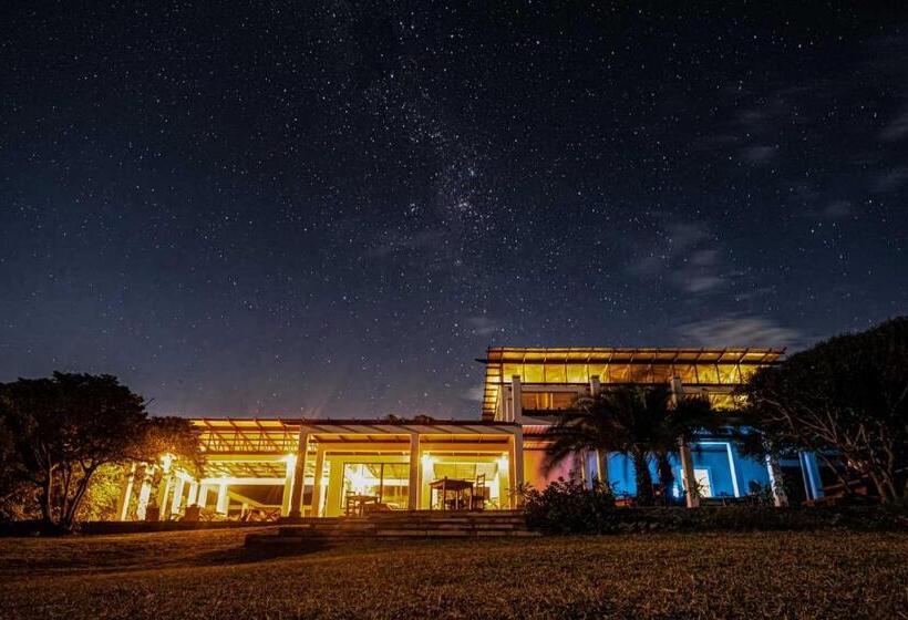 Hotel Sky Island Resort