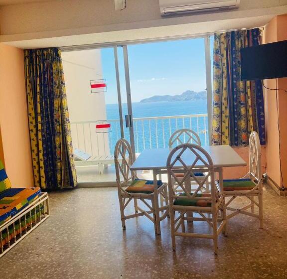 فندق Suites Omega Torres Gemelas