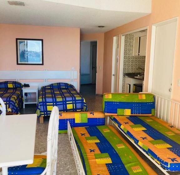 فندق Suites Omega Torres Gemelas