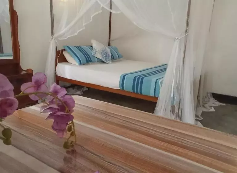 ペンション Bluebell Guest House
