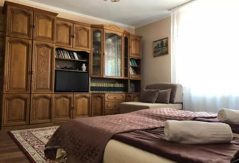 پانسیون Renáta Vendégház