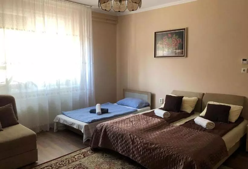 پانسیون Renáta Vendégház