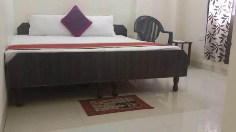 Royal Retreat By Hotel Aditya Inn