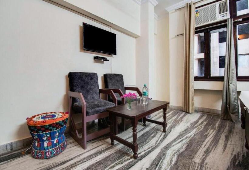 Royal Retreat By Hotel Aditya Inn