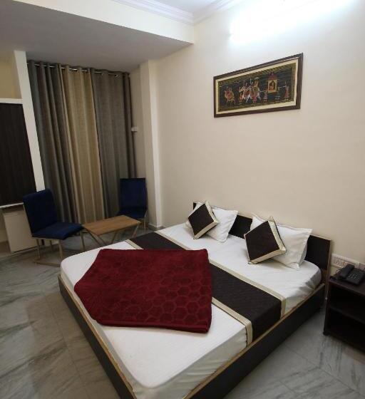 Royal Retreat By Hotel Aditya Inn