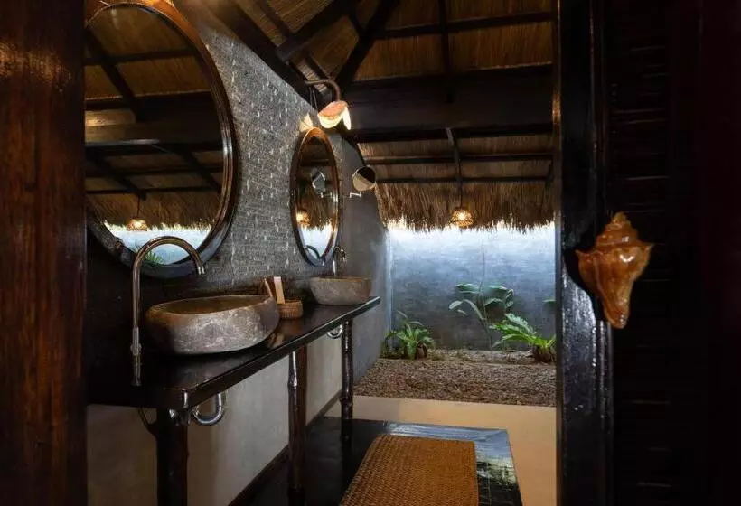 Flower Island Resort