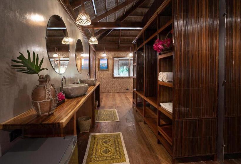 Flower Island Resort