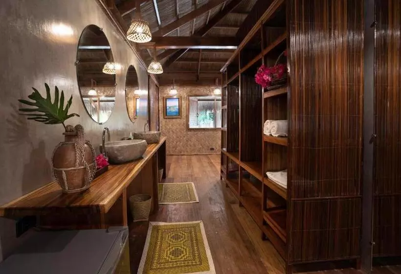 Flower Island Resort